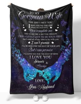 Personalized To My Gorgeous Wife Hands Butterfly Blanket From Husband, To My Gorgeous The Day I Met You Butterfly Couple Love Blanket - Thegiftio UK