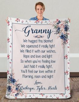 Personalized Granny Blanket with Grandkids Name, Custom Granny Blanket, Blanket for Granny from Grandkids - Thegiftio UK