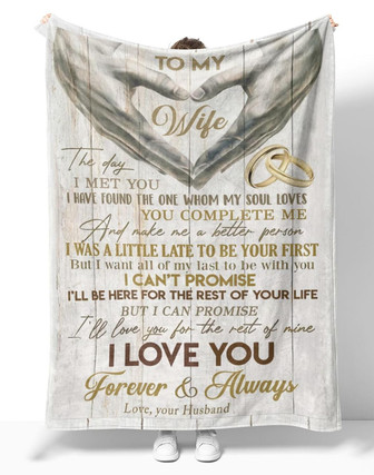 Personalized To My Wife Hand Heart Fleece Blanket, To My Wife The Day I Met You Ring Couple Blanket Gifts For Wife - Thegiftio