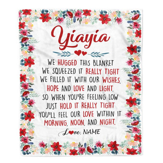 Personalized Yiayia Blanket From Grandkids Grandson Granddaughter We Hugged This Blanket Yiayia Birthday Mothers Day Christmas Customized Fleece Throw Blanket - Thegiftio UK