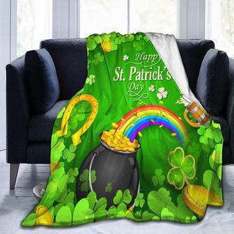 St Patricks Day Rainbow Throw Blanket - Gift for St Patrick's Day - Thegiftio UK