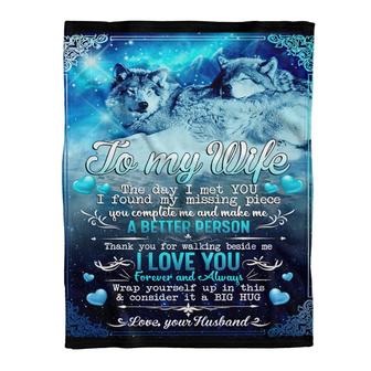 To My Wife I Love You Wolf Fleece Blanket Family Gift Home Decor Bedding Couch Sofa Soft And Comfy Cozy - Thegiftio UK