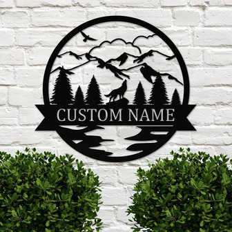 Personalized Wildlife Wolf Metal Sign | Nature Metal Wall Art | Metal Name Sign | Metal Cabin Sign | Hunter Name Signs | Housewarming Gift - Thegiftio