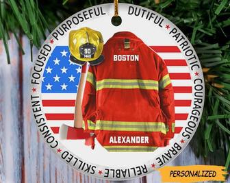 Focused Purposeful Dutiful Patriotic Courageous Brave Reliable Skilled Consistent, Personalized Firefighter Circle Ornament - Thegiftio UK