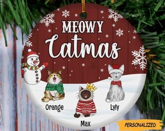 Meowy Catmas Circle Ceramic Ornament, Personalized Christmas Cat Breeds Ornament, Cat Owner Gift, Pet Lover Gift, Custom Cat Gift - Thegiftio UK
