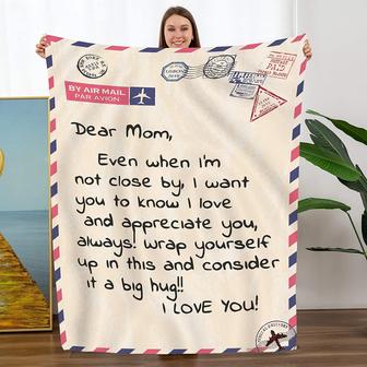 Letter Gifts for Mom Throw Blanket to My Mom from Daughter Son for Mom Birthday Christmas Soft Bed Flannel Blanket | Seseable CA