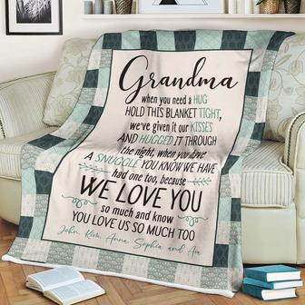 Grandma And Grandkids Blanket Art - Seseable