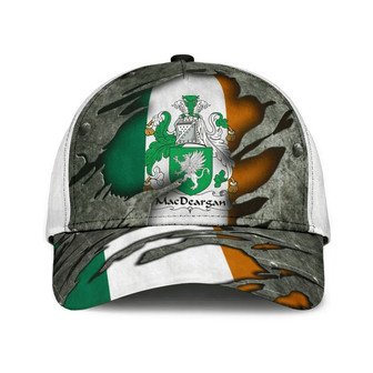Macdeargan Coat Of Arms Irish Family Crest Hat Classic Cap Hat - Thegiftio UK