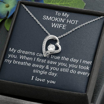 Necklace Gift For Smokin' Hot Wife From Husband - Thegiftio UK