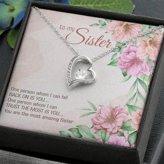 Collection Sister - Most Amazing Sister - Forever Love Necklace