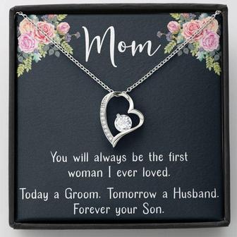 Mom The First Woman I Loved Forever Love Necklace Mother's Day Message Card - Thegiftio UK