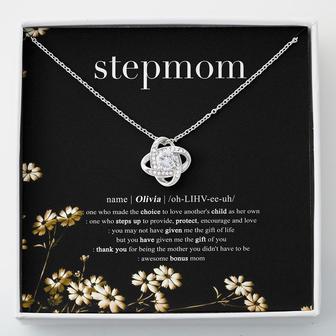 Custom Best Stepmom Defination | Custom Name | Mothers Day Gift For Stepmom | Personalized Name Stepmom Love Knot Necklace - Seseable
