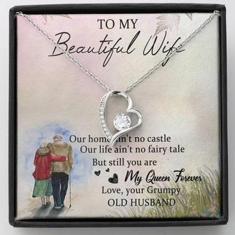 To My Beautiful Wife My Queen Forever Love Necklace Mother's Day Message Card - Thegiftio