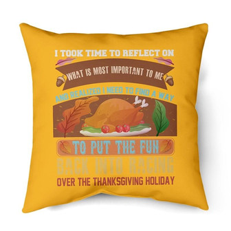 Funny Thanksgiving Fall Joke Humor Tee Shirt for Men Women T-Shirt | Mazezy