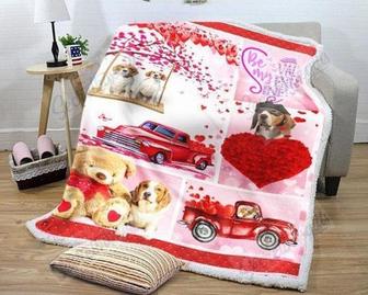 Beagle Valentine's day blanket, blanket for dog mom, Beagle mom gifts, daughter gifts, blanket for mom, blanket for son, Beagle lovers | Mazezy AU