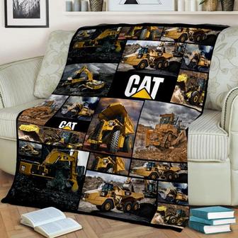 Caterpillar Blanket, Fleece Sherpa Blankets, Daddy blanket gifts, Christmas gifts for grandpa, tractor's birthday, blanket for tractor | Mazezy