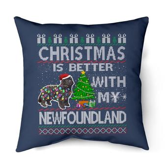 Christmas is better with my Newfoundland | Mazezy