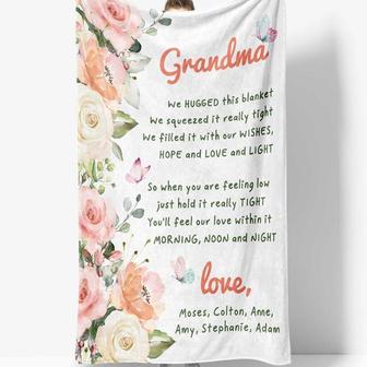 Floral Grandma Blanket, Personalized Grandmother Blanket, We Hugged Blanket for Grandma, Mothers Blanket, Gift for Grandma, Nana Blanket | Mazezy