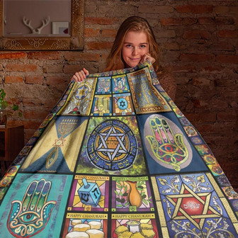Happy Chanukah , Hamsa Blanket Sherpa Fleece mink Blanket, Meaningful Blanket - Gifts Her him | Mazezy