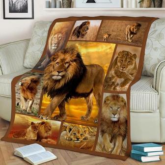 Lion Blanket / Lion Fleece Blanket / Lion Adult Blanket / Lion Kid Blanket/ Animal Blanket | Mazezy