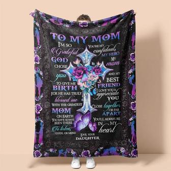 Personalised To My Mom God Loving You And So Do I God Bless You Blanket | Mothers Day Gifts 2021| Blanket for Mom| Gift for Mothers | Mazezy