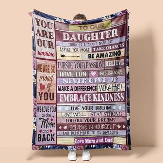 Personalized Blanket Daughter Love From MOM and DAD| Fleece Sherpa Woven Blankets| Remember To Be Awesome | Gifts from Parents to Daughters | Mazezy