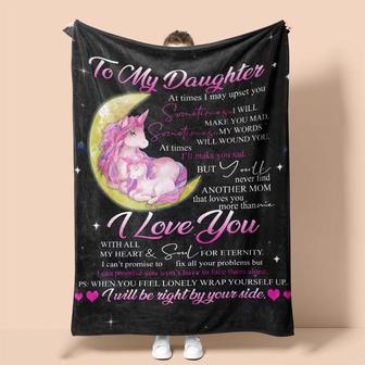 Personalized To My Daughter I Love You Unicorns| Fleece Sherpa Woven Blankets| Gifts For Daughter | Mazezy
