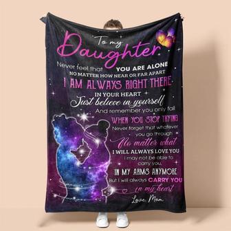 Personalized To My Daughter Never Feel That You're Alone Mom And Daughter| Fleece Sherpa Woven Blankets| Gifts For Daughter|Christmas Gifts | Mazezy