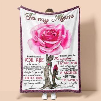 Personalized To My Loving Mom Rose | Fleece Sherpa Woven Blankets| Mothers Day Gifts 2021| Blanket for Mom| Gift for Mothers | Mazezy