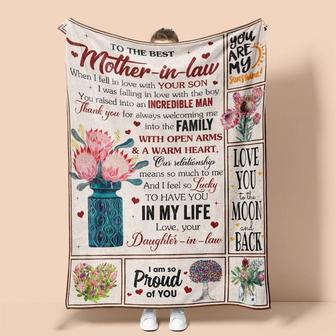 Personalized To The Best Mother In Law From Daughter In Law Blanket| Mothers Day Gifts 2021| Blanket for Mom| Gift for Mothers | Mazezy