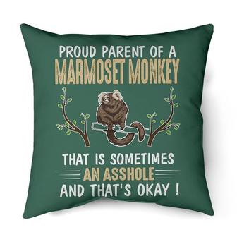 Proud parent of Marmoset monkey | Mazezy
