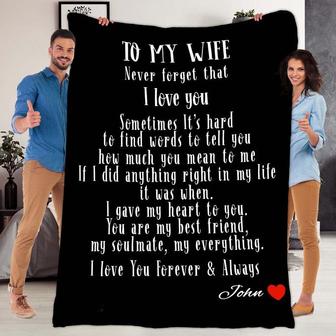 To My Wife Never Forget That I Love You Blanket, Couple Gifts, Custom Blanket, Gift For Anniversary, Birthday, Christmas, Gift For Her | Mazezy