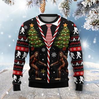 Bigfoot Ugly Christmas Sweater For Men & Women | Favorety DE