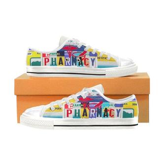Pharmacy Lover Low Top Shoes - Monsterry
