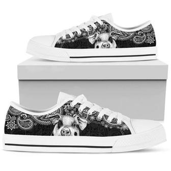 Pig Paisley Black White Low Top Shoes - Monsterry