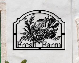 Custom Metal Farmhouse Name Sign, Bird and Flower Farm Sign with Family Name, Farmville Decor - Thegiftio UK
