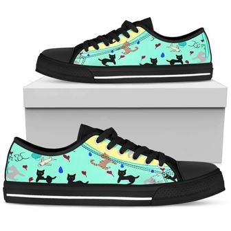 Cats and Planes Low Top Sneaker - Monsterry UK