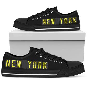 Airport Destinations New York Low Top Canvas Shoes - Monsterry AU