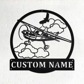 Custom Airplane Metal Wall Art, Personalized Pilot Name Sign Decoration For Room, Airplane Home Decor, Custom Airplane, Custom Pilot Decor - Thegiftio UK