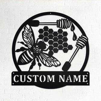 Custom Bee Honeycombs Metal Wall Art, Personalized Bee Honeycombs Name Sign Decoration For Room, Bee Honeycombs Home Decor, Custom Honey Bee - Thegiftio UK