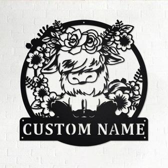 Custom Floral Highland Cow Metal Wall Art, Personalized Highland Cow Name Sign Decoration For Room, Highland Cow Metal Home Decor,Custom Cow - Thegiftio UK