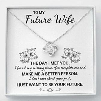 Future Wife Necklace, To My Future Wife “Your Future” Necklace Gift . Fiance, Girlfriend Or Future Wife Gift - Thegiftio UK