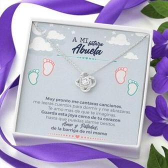 Grandmother Necklace, A Mi Futura Abuela Necklace , To My Future Grandma Spanish , Pregnancy Reveal Gift - Thegiftio UK