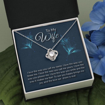 I Love The Way You Call My Name - The Love We Share Is Real Love Knot Necklace - Thegiftio UK