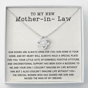 Mom Necklace, Mother-In-Law Necklace, Mother Of The Groom Necklace, New Mother In Law Gift From Bride Wedding Gift - Thegiftio UK