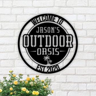 Outdoor Oasis Metal Sign, Personalized Patio Sign, Metal Sign for Backyard, Pool Oasis Metal Sign, Outdoor Kitchen Sign, Family Name Sign - Thegiftio UK