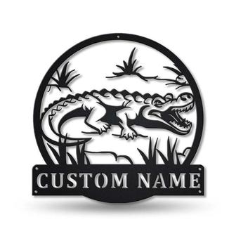 Personalized Crocodile Metal Sign Art | Custom Crocodile Metal Sign | Animal Funny | Father&#39;s Day Gift | Pets Gift | Birthday Gift - Thegiftio UK