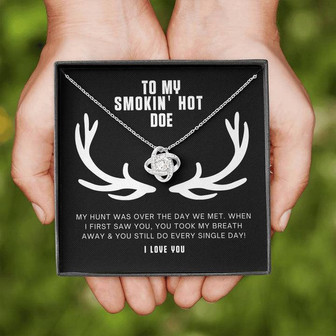 Smoking Hot Doe - Love Knot Necklace - The Perfect Gift For Your Wife - Thegiftio UK