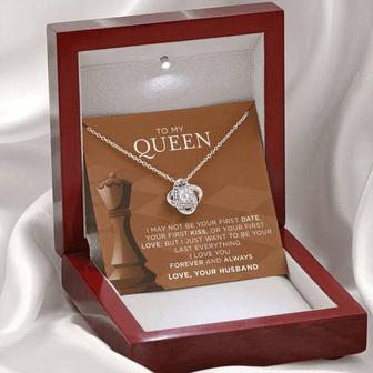 To My Queen – I Love You Forever And Always – Love Knot Necklace - Thegiftio UK