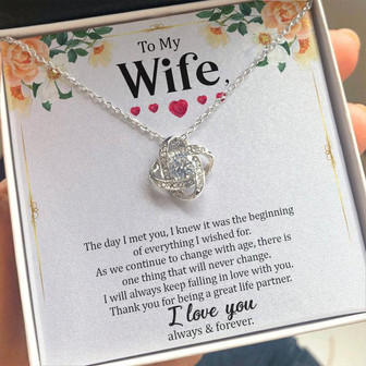 To My Wife Necklace - Anniversary Gift For Wife, Birthday Gift For Wife, Gift For Wife, Love Knot Necklace For Wife, Gift For Wife Birthday - Thegiftio UK